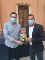 Presentación del libro "La hermosa paradoja del manzano" de Jesús Cortés Pendón