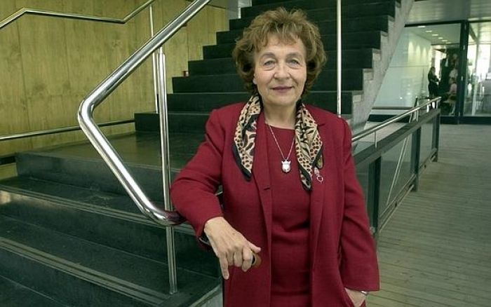 La profesora honoraria de la UMU Remedios Maurandi, Premio Mujer Murciana 2016