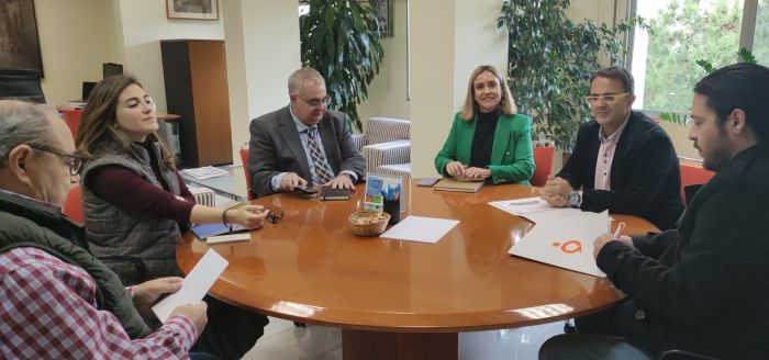 El Colegio se reúne con la Consejería de Política Social, Familias e Igualdad
