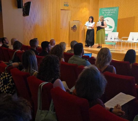 Asistimos al XX aniversario del Grupo de Intervención Social en Emergencias y Catástrofes del Colegio de Aragón.
